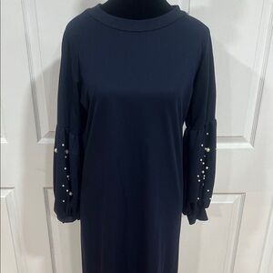 Pre-Loved💙💙Elegant Navy Dress with Pearl Accents